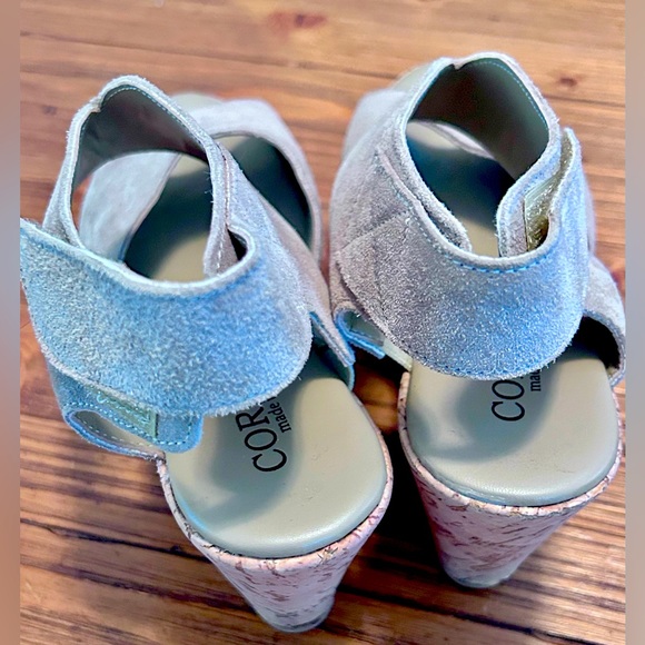 NWOB 💥Cordani Rhonda Italian Tan Suede Cork Bottom Peep-Toe Platform Sandals 38 - Picture 6 of 11